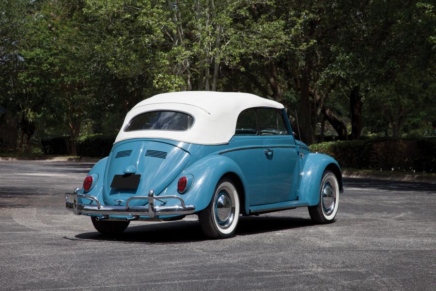  Volkswagen Beetle Cabriolet White Roof 1963 года  (фото 18 из 18)